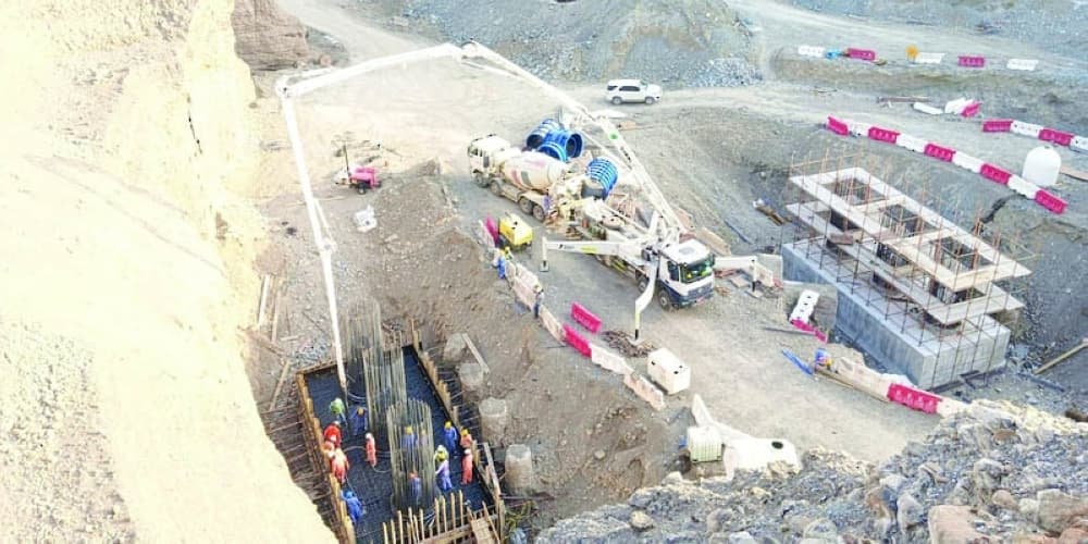 Completion rate of the Al-Abila-Al-Fayyadh road project in Al Buraimi reaches 55%