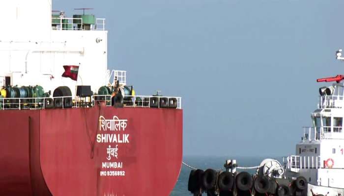 تقرير: إيران تطلب من الهند الإفراج عن 3 ناقلات محتجزة مقابل السماح بمرور السفن الهندية